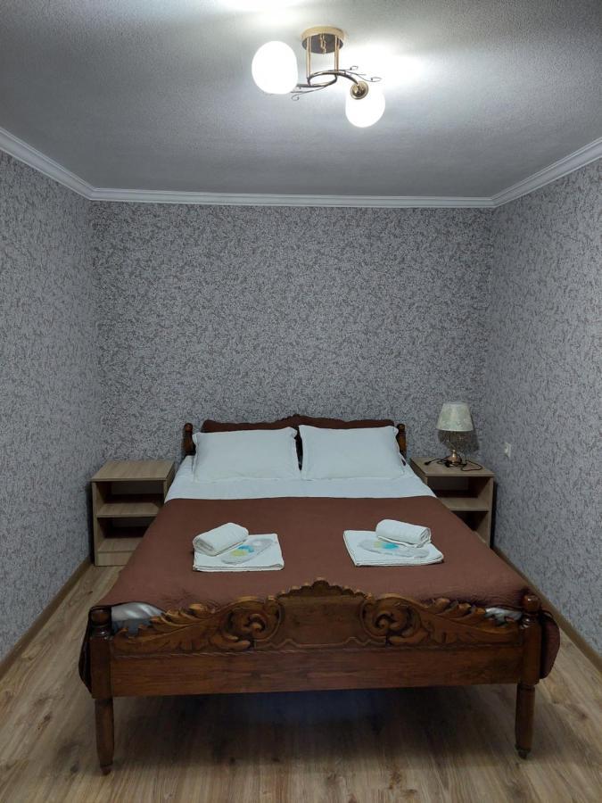 Sesilia Hotell Kazbegi Eksteriør bilde