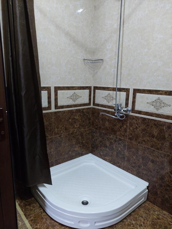 Sesilia Hotell Kazbegi Eksteriør bilde