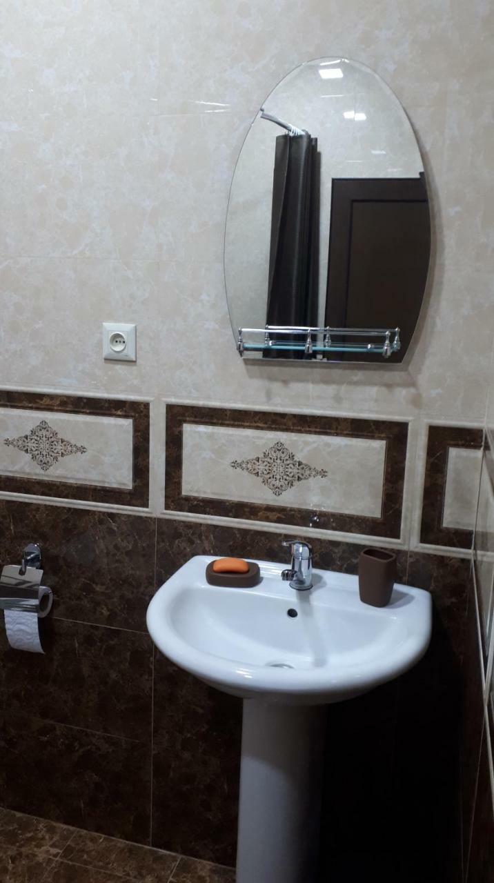 Sesilia Hotell Kazbegi Eksteriør bilde